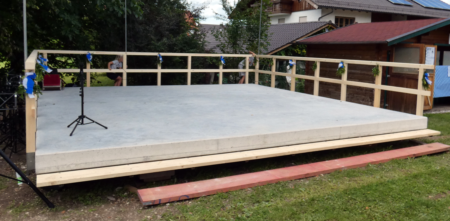 Die Neue Freilichtbhne Wurde Beim Gartenfest In Betrieb Genommen